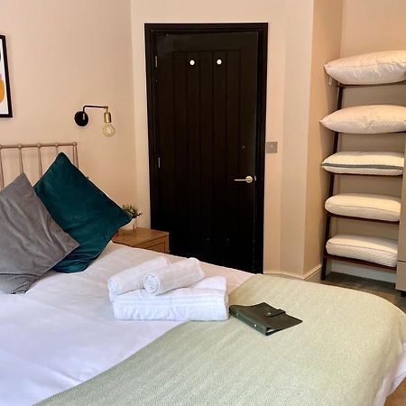 Pillow Menu! 1 Bed Garden Flat Finsbury Park Лондон Экстерьер фото