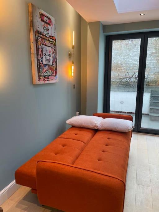 Pillow Menu! 1 Bed Garden Flat Finsbury Park Лондон Экстерьер фото